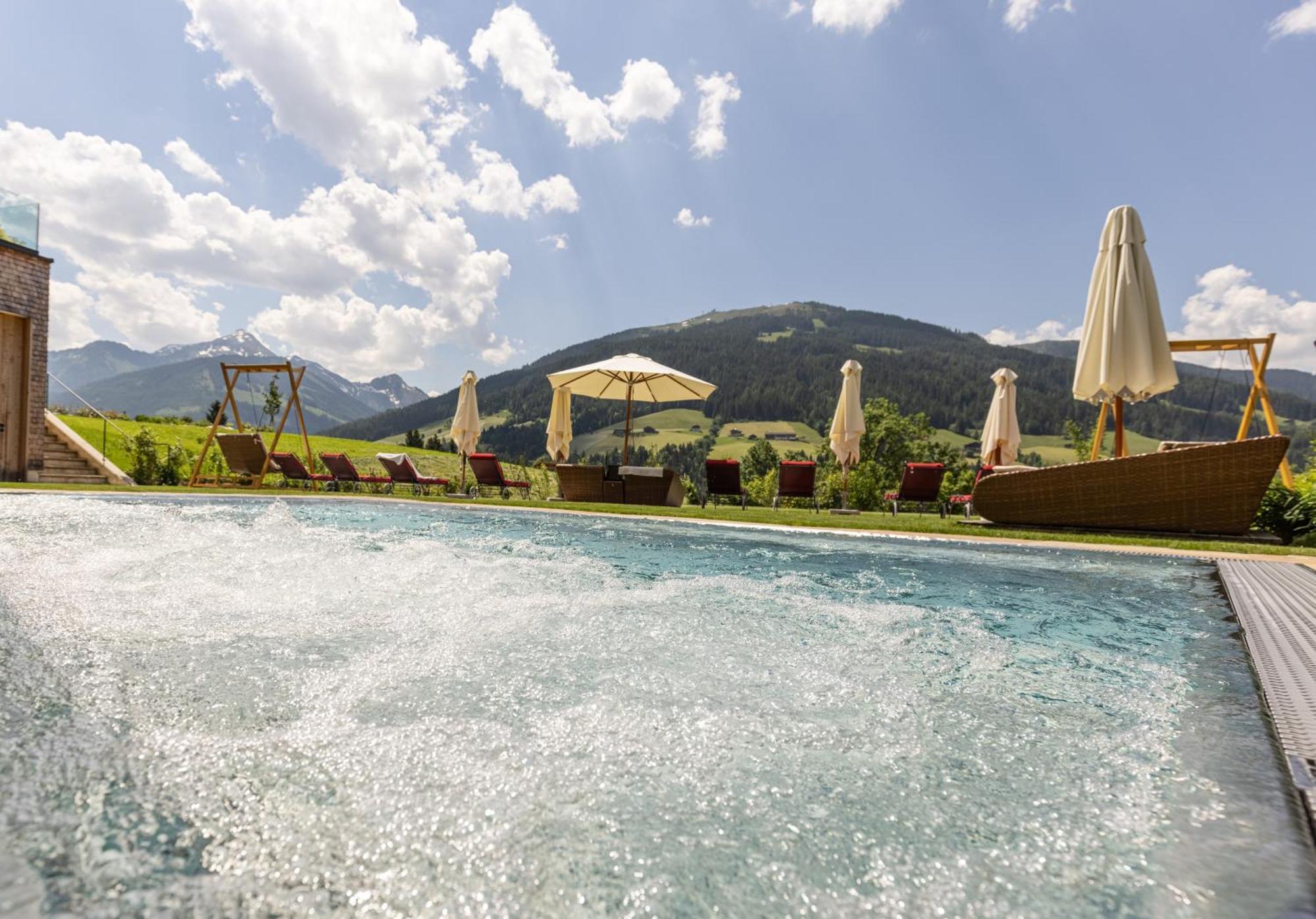 Alpbacherhof Mountain & Spa Resort ภายนอก รูปภาพ